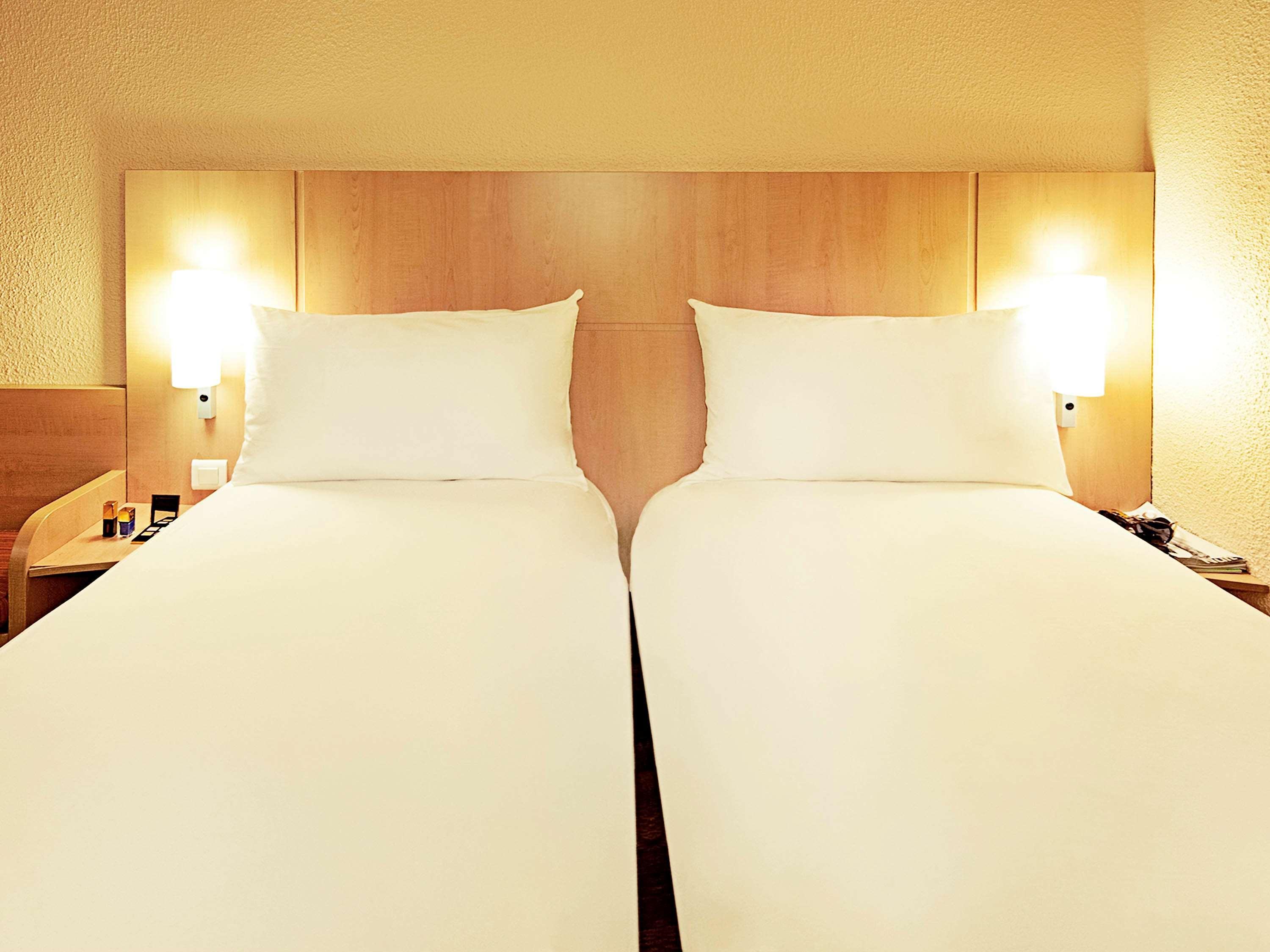 Ibis Lleida Hotell Exteriör bild