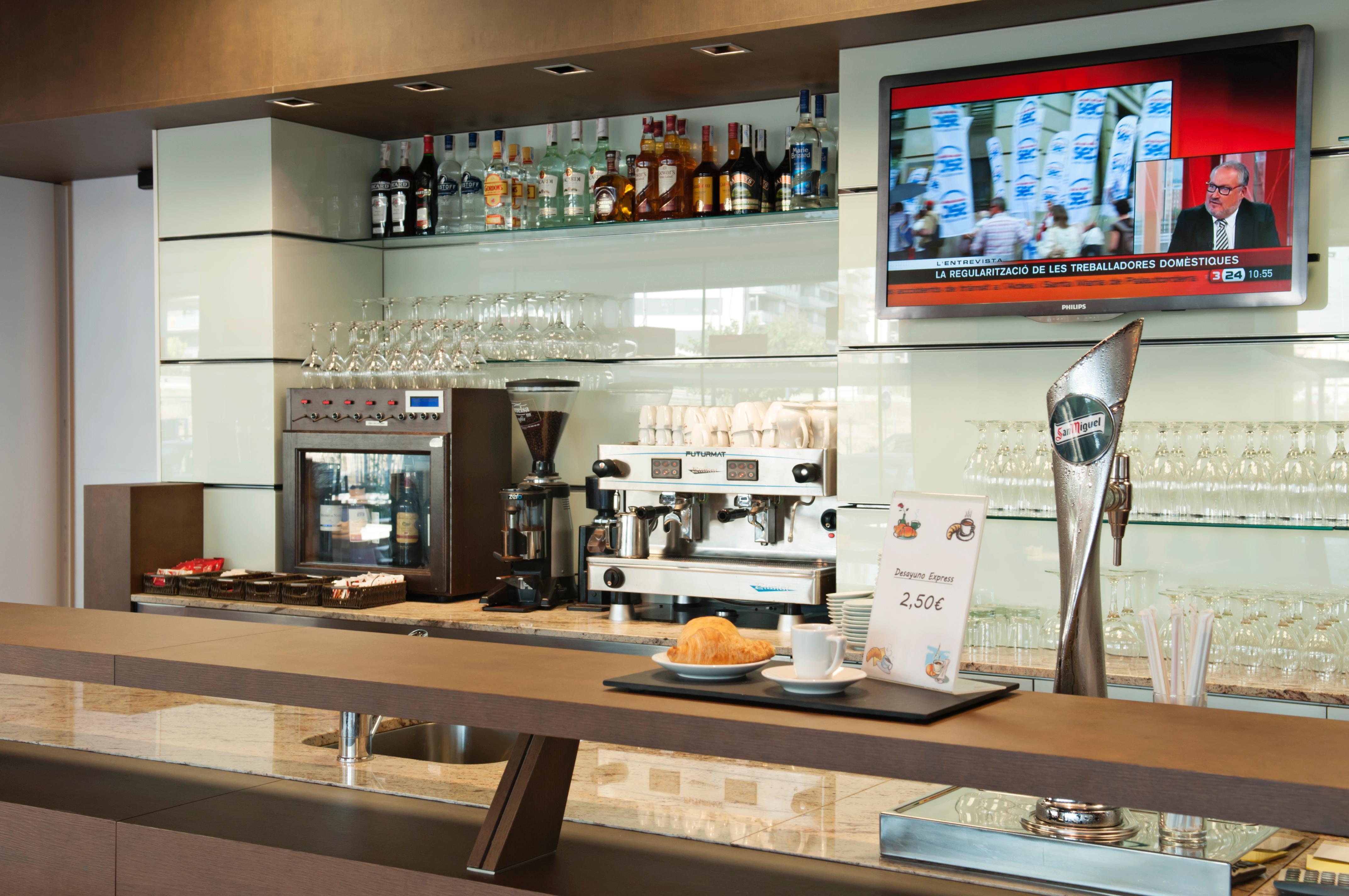 Ibis Lleida Hotell Exteriör bild