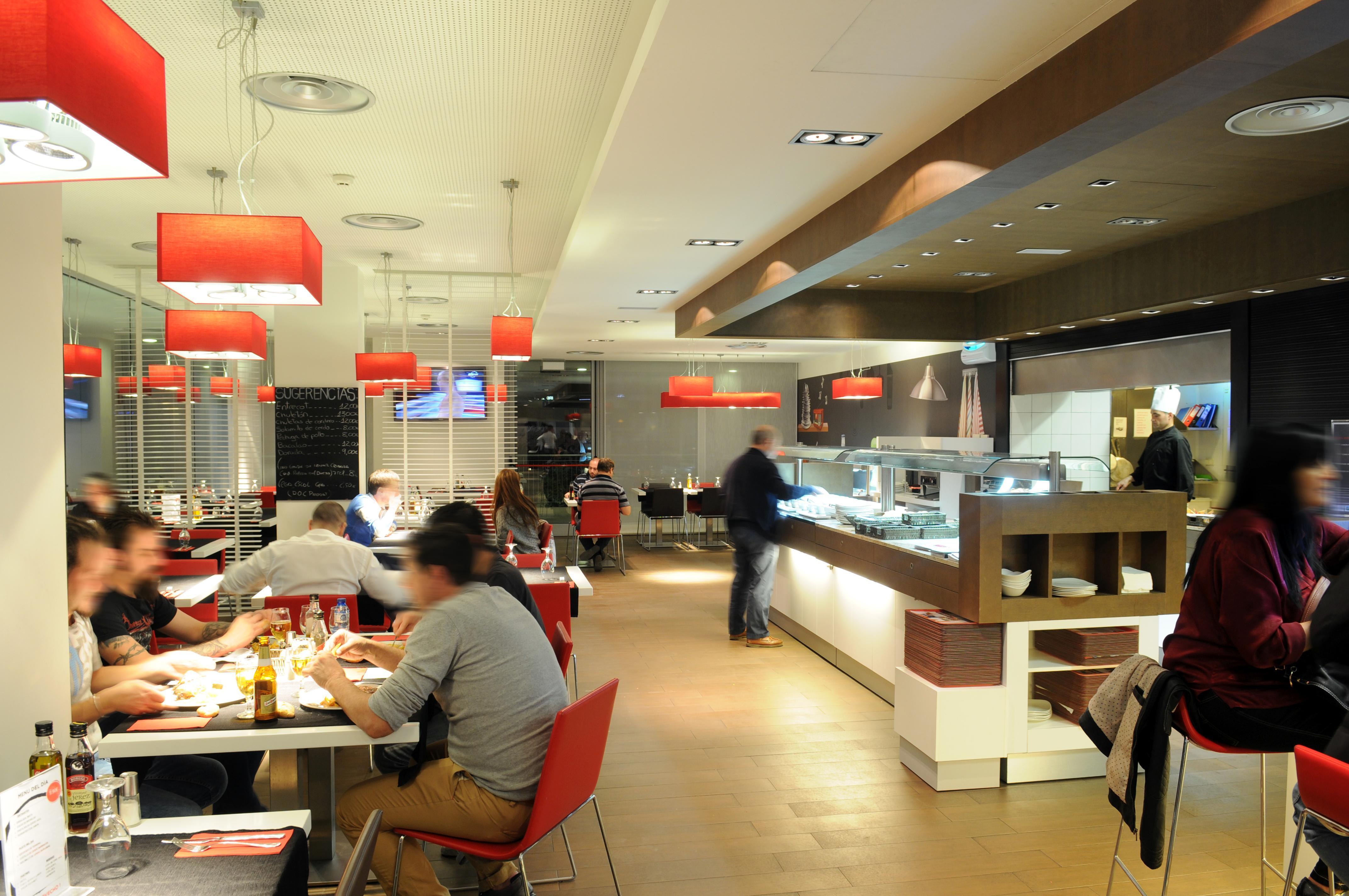 Ibis Lleida Hotell Exteriör bild