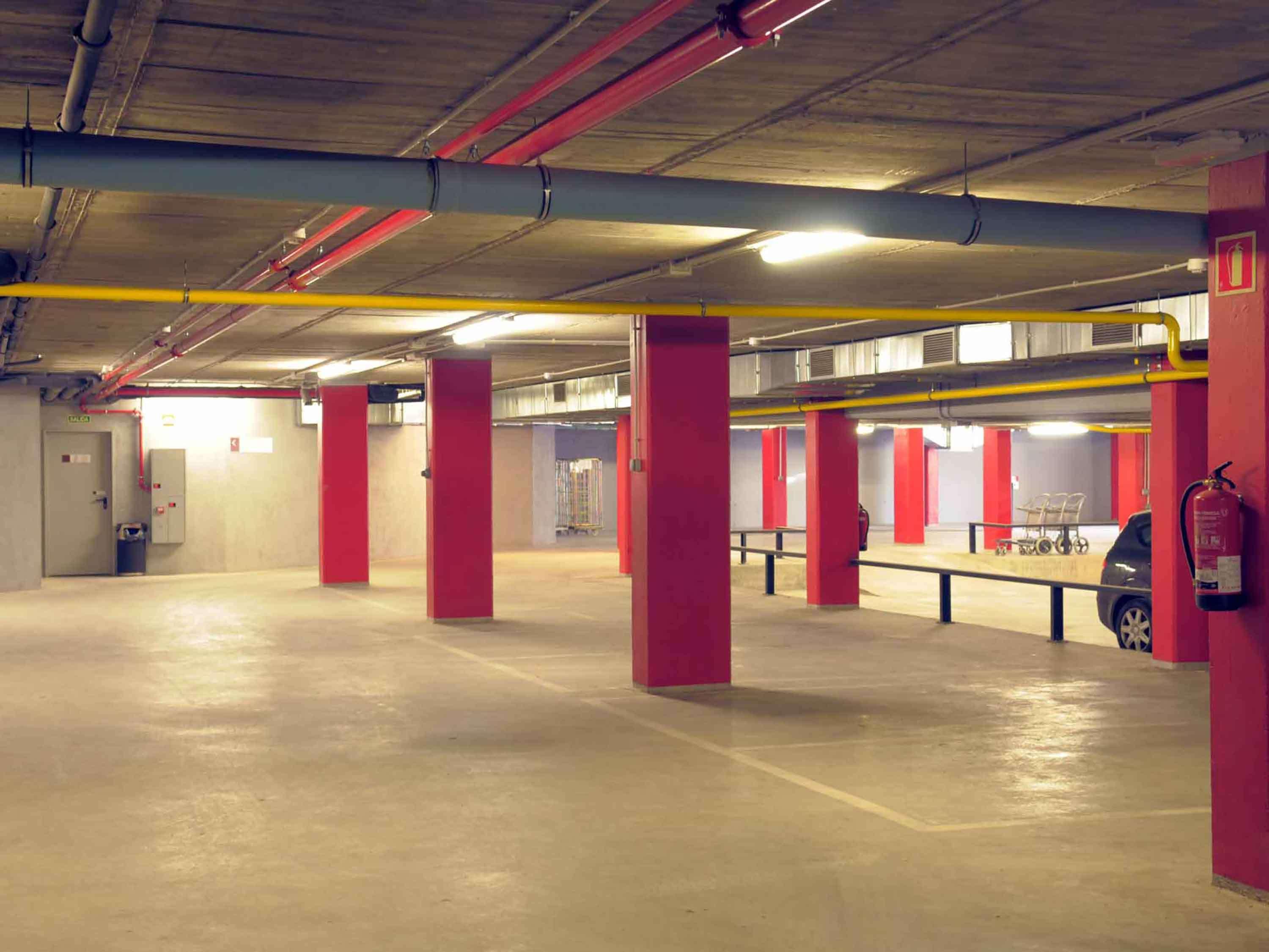 Ibis Lleida Hotell Exteriör bild