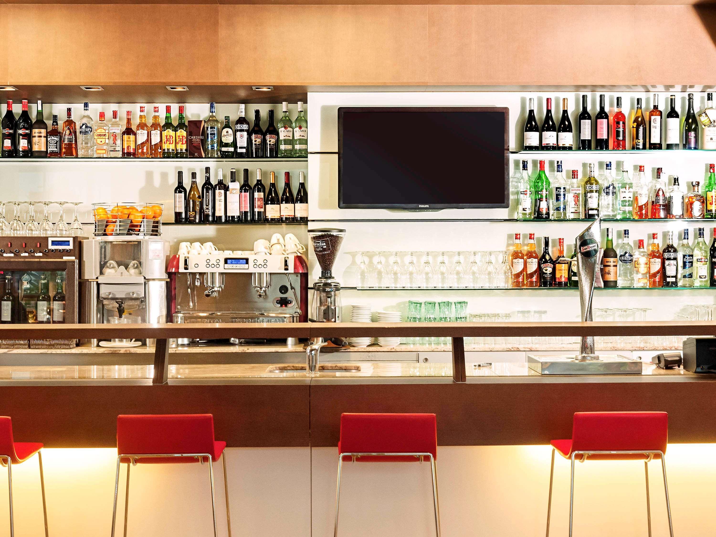 Ibis Lleida Hotell Exteriör bild