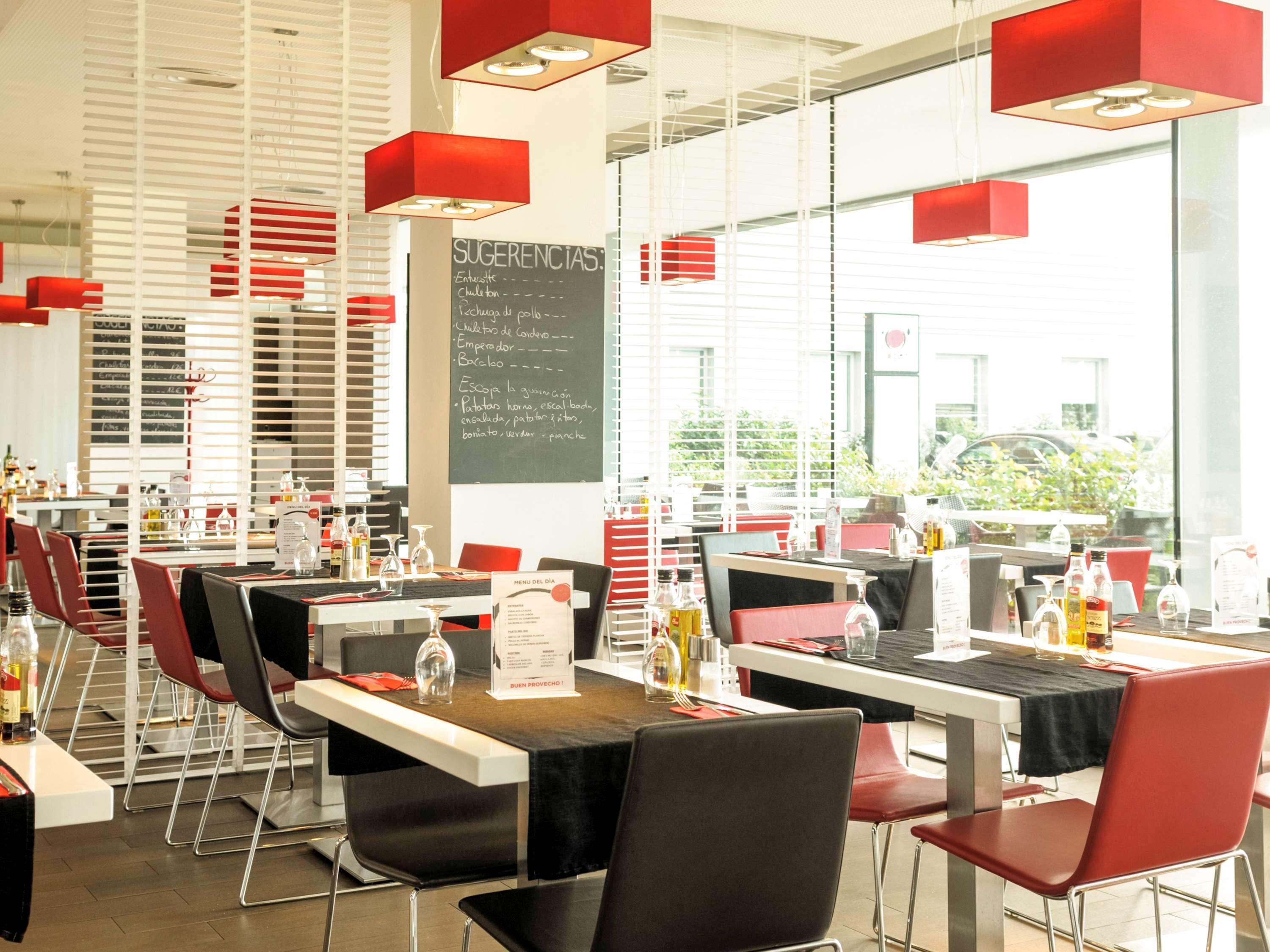 Ibis Lleida Hotell Exteriör bild