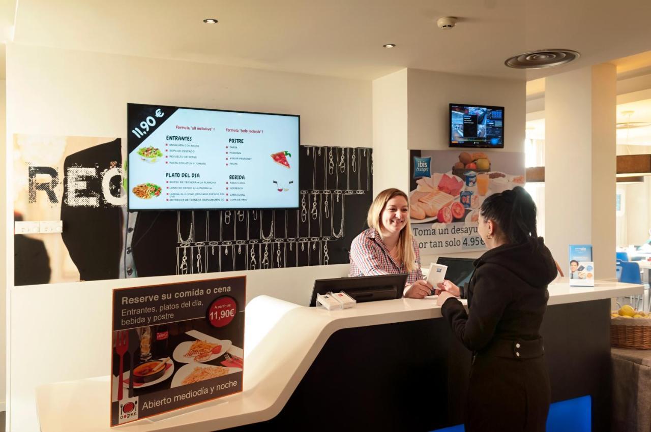Ibis Lleida Hotell Exteriör bild